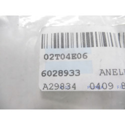 Kołnierz oporowy wału wyjściowego skrzyni biegów Ford OE 6028933