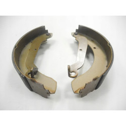 Szczęki hamulcowe tył Ford Sierra 82-85 OE 5015666