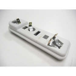 Uchwyt lampy tylnej lewy Ford Fiesta MK1 MK2 6120128