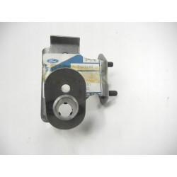 Uchwyt - Linka zwalniająca sprzęgło Ford Mondeo 1992-1996 OE 7003133