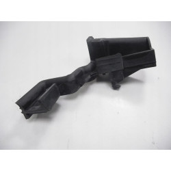 Osłona zamka drzwi prawy przód Ford Cabriolet 2006-2010 OE 1341877