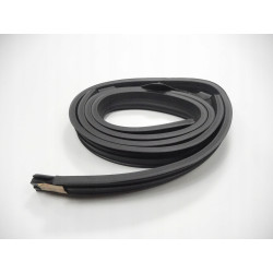 Zabezpieczenie krawędzi listwą uszczelniającą - Drzwi Ford Focus OE 1254532