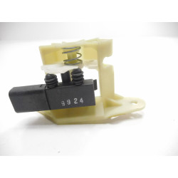 MECHANIZM ZAMKA BAGAŻNIKA WEWNĘTRZNEGO FORD MONDEO 1996-2000 OE 1056366