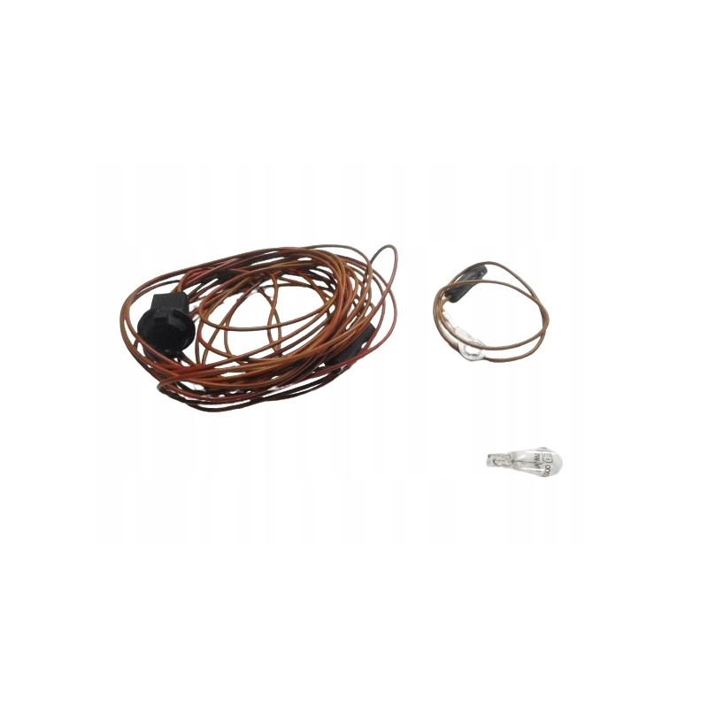 Zestaw oświetlenia bagażnika Forda Fiesta MK1 RS XR2 1976-1995 OE 5021306