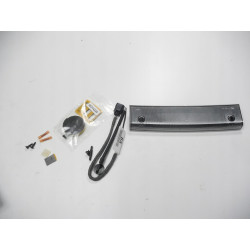 ZESTAW MONTAZOWY + LAMPKA SPOJLER KLAPY FORD FOCUS OE 1492878