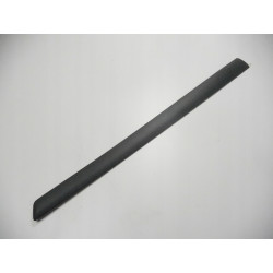 Listwa drzwi prawy przód Ford Fiesta OE 1498592