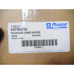 Zestaw szczęk hamulcowych MOPAR Jeep Cherokee OE 4796310