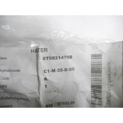 Wspornik błotnika prawy przód Audi A5 OE 8T0821470B