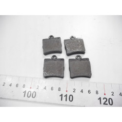 KLOCKI HAMULCOWE TYŁ MERCEDES W202 W210 W124 OE A0044201720