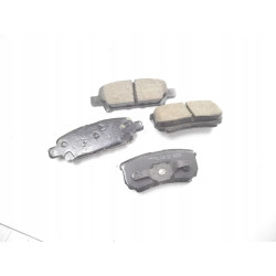 Zestaw klocków hamulcowych, hamulce tarczowe tył MOPAR Jeep OE V2011271AA