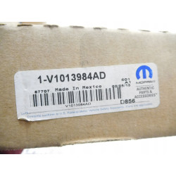 Klocki hamulcowe przód MOPAR Jeep Liberty V1013984AD