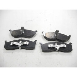 Klocki hamulcowe przód MOPAR Chrysler Dodge 4882106