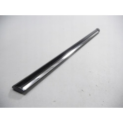 Listwa dolna lewa tylnego okna Mercedes B W245 A1696730583