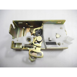 Zamek drzwi prawy przód Mazda 121 OE 1E01-58-310