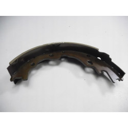 Szczęki hamulcowe tył Mazda E2000 E2200 OE SE28-26-38ZA