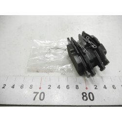 Klocki hamulcowe przód Mazda 3 5 OE C2Y3-26-48ZA 9A