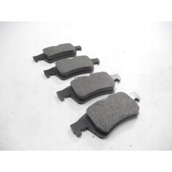 Klocki hamulcowe przód Mazda 3 5 OE C2Y3-26-48ZA 9A