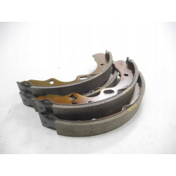 Szczęki hamulcowe Mazda 323 III OE BP18-26-38Z 9A