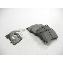 Klocki hamulcowe przód Mazda (DW) OE DCY1-33-23Z