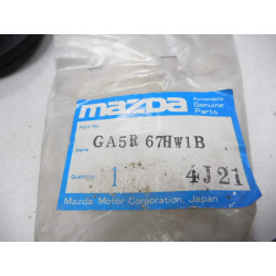 ZACISK WIĄZKI PRZEWODÓW MAZDA 626 OE GA5R67HW1B