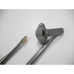 Mechanizm wycieraczek przód Mazda 626 MX-6 OE GJ83-67-360