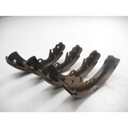 Szczęki hamulcowe Mazda 323 I OE 39Y2 26 3109A