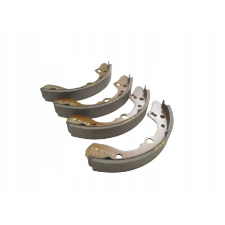 Zestaw szczęk hamulcowych Mazda 323 III OE BL53 26 38Z9A