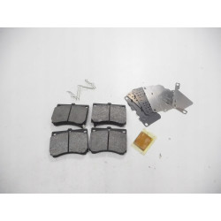 Zestaw klocków hamulcowych, hamulce tarczowe przód Mazda 323 B0YW 33 23ZC