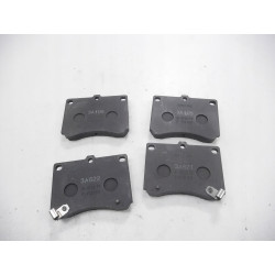 Zestaw klocków hamulcowych, hamulce tarczowe przód Mazda 323 B0YW 33 23ZC