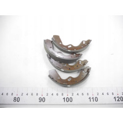 SZCZĘKI HAMULCOWE TYŁ MAZDA DEMIO OE DCY1-26-38Z