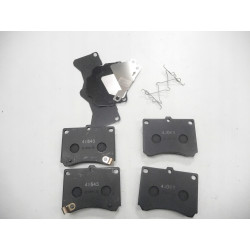 Zestaw klocków hamulcowych, hamulce tarczowe przód Mazda 323 BRY4-33-23Z 9A