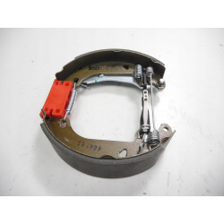 Szczęki hamulcowe tył BENDIX Renault Clio I 381135B