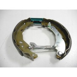 Zestaw szczęk hamulcowych tył LPR Renault Clio II OEK548L