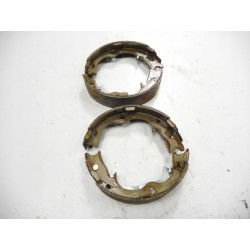 Zestaw szczęk hamulcowych, hamulec postojowy Nipparts N3500538