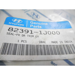 Folia wewnętrzna drzwi lewy przód Hyundai I20 OE 82391-1J000