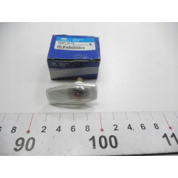 Kierunkowskaz boczny lewy Hyundai Sonata OE 92303 3B120