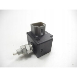 WŁĄCZNIK ŚWIATEŁ STOP HYUNDAI KIA OE 93810 4DR0AQQH
