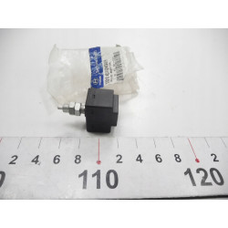 WŁĄCZNIK ŚWIATEŁ STOP HYUNDAI KIA OE 93810 4DR0AQQH