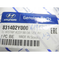 Uszczelka drzwi prawy tył Hyundai IX35 OE 831402Y000