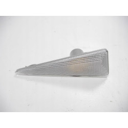 KIERUNKOWSKAZ BŁOTNIKA LEWY PRZÓD RENAULT MEGANE II OE 8200633416