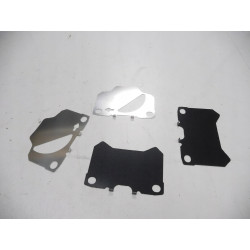 KOMPLET PODKŁADEK KLOCKÓW HAMULCOWYCH TYLNYCH MITSUBISHI PAJERO OE MR389693