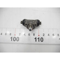 Cylinderek hamulcowy tył Mitsubishi Mirage Galant OE MB366139