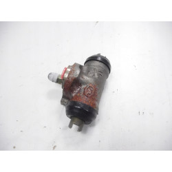 Cylinderek hamulcowy tył Mitsubishi Mirage Galant OE MB366139