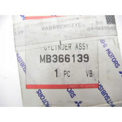 Cylinderek hamulcowy tył Mitsubishi Mirage Galant OE MB366139