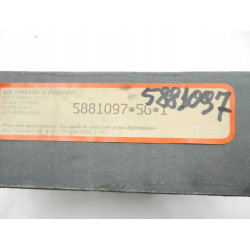 Docisk sprzęgła Fiat 131 132 OE 5881097