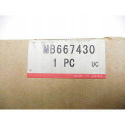 Wkład lusterka prawego Mitsubishi Space Wagon OE MB667430