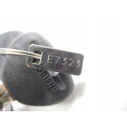 Cylinder, wkładka zamka drzwi lewy tył Mitsubishi L300 OE MR181685