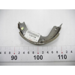 Szczęka hamulcowa Mitsubishi Delica Pajero OE MB618915