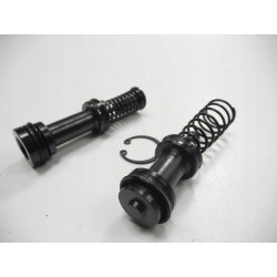 Zestaw naprawczy, pompa hamulcowa Mitsubishi Colt Galant OE MB928456