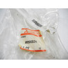 Zawias maski lewy Mitsubishi Carisma Space Star OE M896534